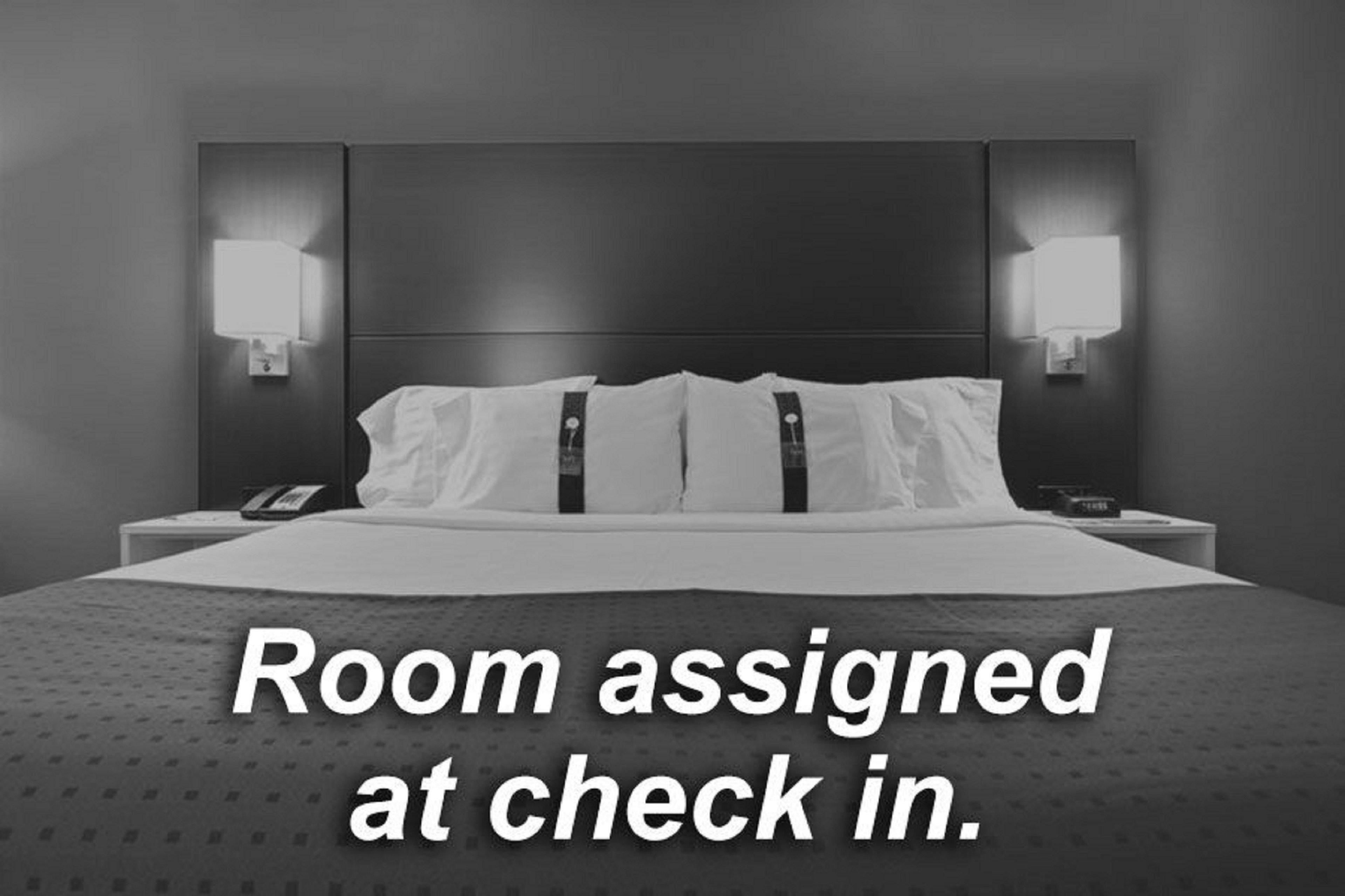 Holiday Inn Express & Suites Springfield By Ihg Экстерьер фото